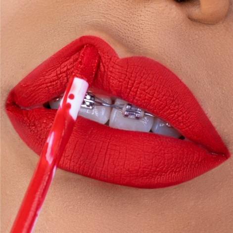 Batom Líquido Dog Lovers Cor 08 Cavalier 3,5g Vizzela Cosméticos