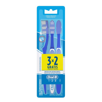 Escova Dental Oral B 123 3Un