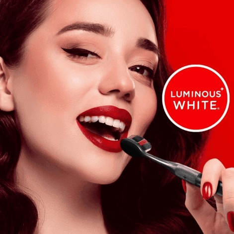 Escova De Dente Colgate Luminous White Macia 2 Unidades