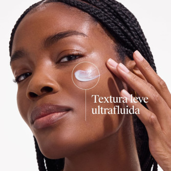 Protetor Solar Facial Neutrogena Sun Fresh Derm Care Oil Control Fluido Cor 2.0 FPS80 40ml