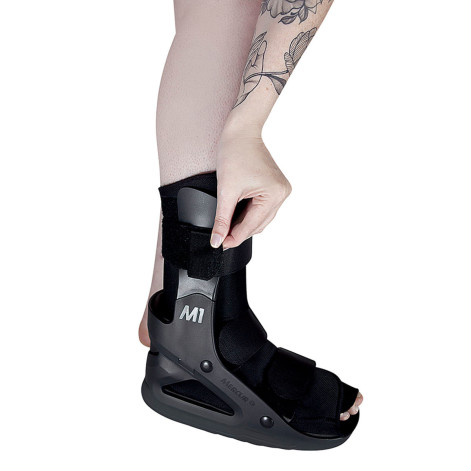 Bota Imobilizadora M1 Curta G Preto